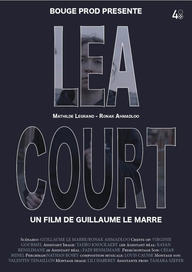 Léa court-Affiche